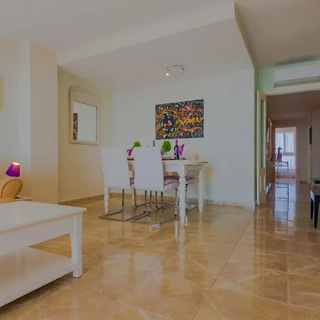 Villas Guzman - Apartamento Maritimo Κάλπε